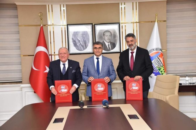 Bulak Sağlık Hizmetleri Myo Yapımı İçin İmzalar Atıldı