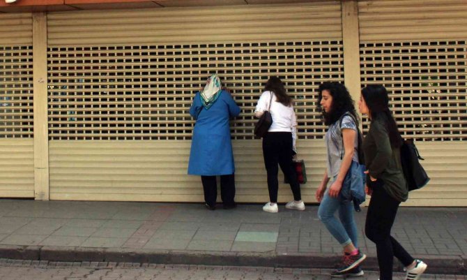 12 Milyonluk Vurgunun Mağduru: "Onun Yüzünden Akciğer Kanseri Oldum"