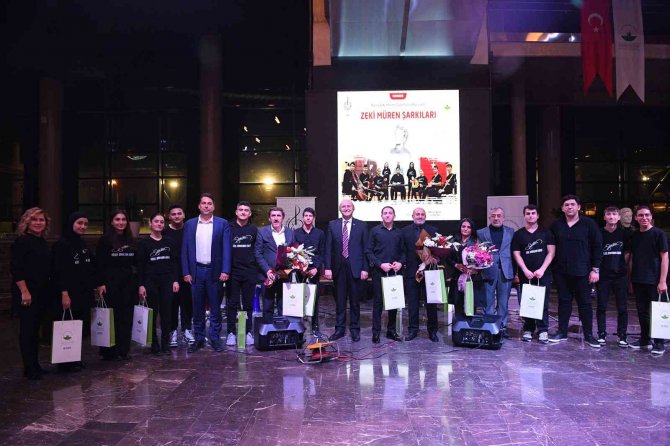 Osmangazi’de Zeki Müren Anısına Gece Düzenlendi