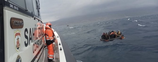 Yunan Zulmü Kamerada... 66 Mülteciyi Böyle Ölüme Terk Ettiler