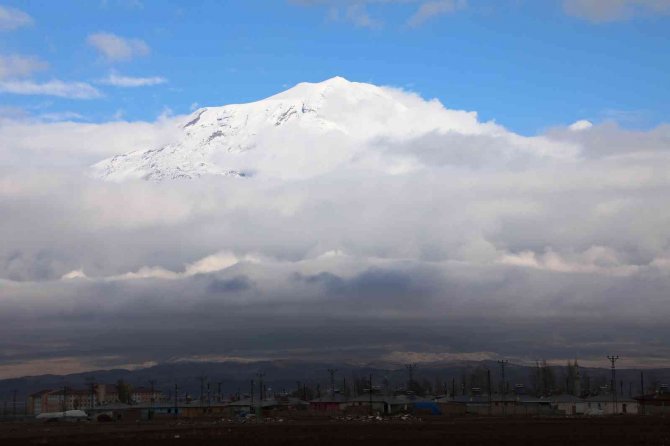 Türkiye’nin Çatısında Görsel Şölen
