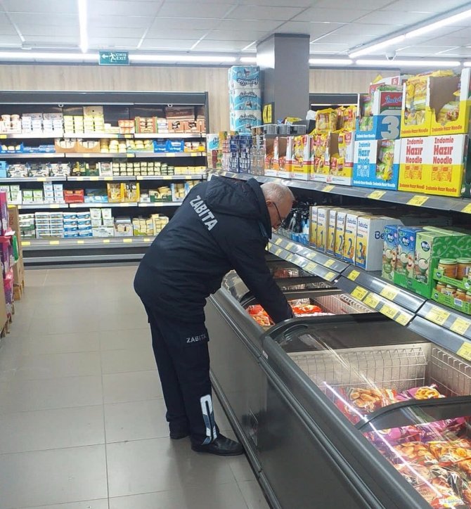 Zabıta Ekipleri Aşırı Fiyat Artışı Ve Stokçuluğu Önlemek İçin Denetimde