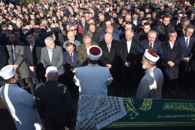 Tbmm Başkanı Şentop, Giresun’da Ak Partili Öztürk’ün Annesinin Cenazesine Katıldı