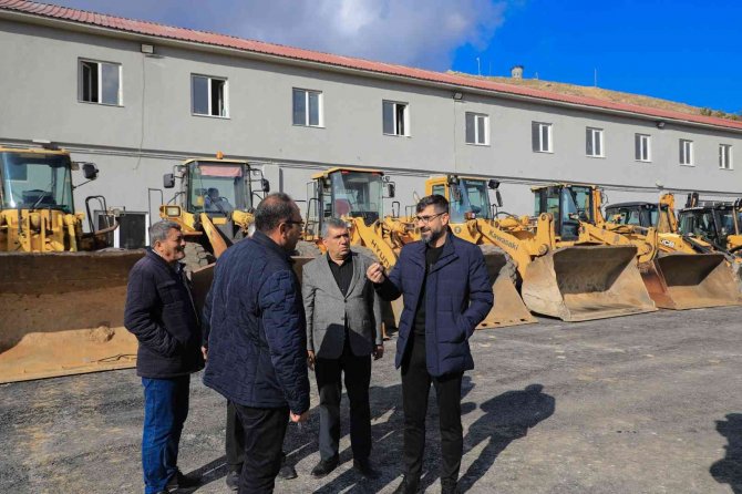 Bitlis Belediyesi 55 Araç 80 Personelle Kışa Hazır