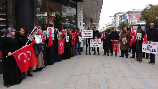 Vanlı Baba: “15 Yaşından Küçük Kızlarımızı Dağa Kaçırdılar”
