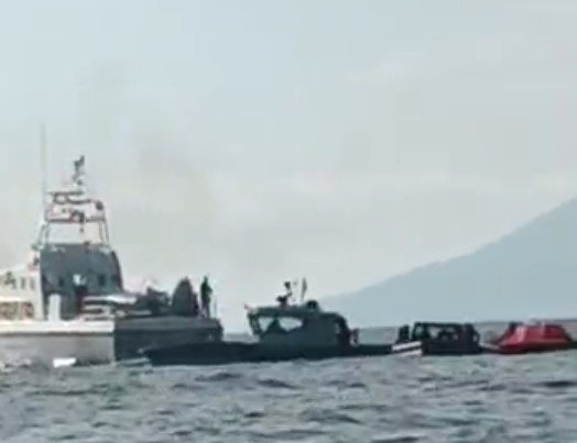 Ayvalık’ta Denizde Can Pazarı