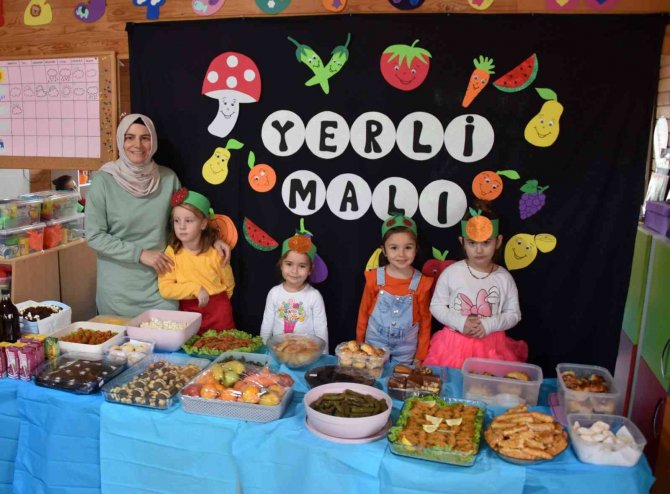 Yunusemreli Minikler Yerli Malı Haftasını Kutladı