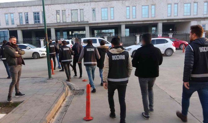 Adıyaman’da 1 Milyon Tl’lik Sahte Rapor Vurgunu