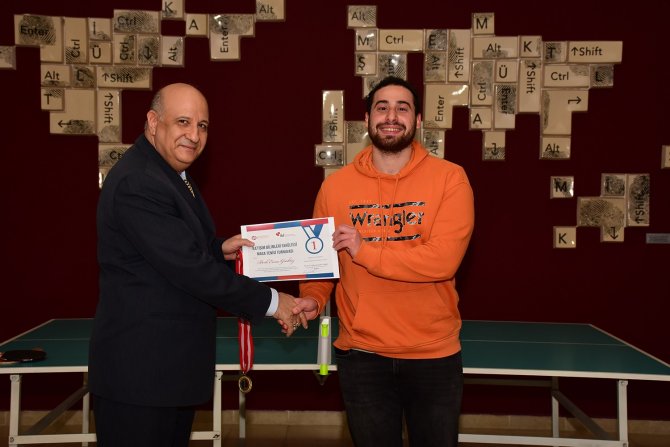 İ̇bf’de Masa Tenisi Turnuvası Sona Erdi