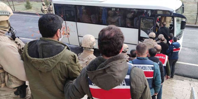 Bingöl Merkezli 2 İlde Pkk/kck Operasyonu: 7 Kişi Tutuklandı