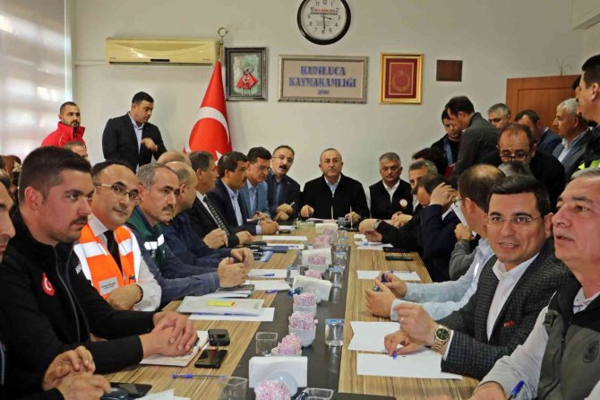 Bakan Çavuşoğlu Sel Bölgesini Ziyaret Etti: “Ön Ödemeler Yapıldı Ama Bu Daha Bir Başlangıç”