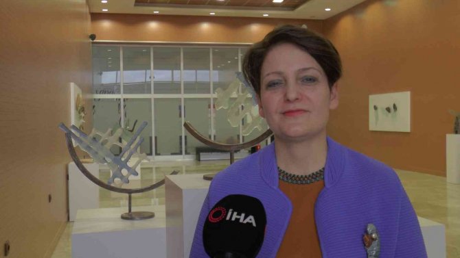 Atık Camlara Dokundu, Ortaya Çıkan Eserler İle Sergi Açtı