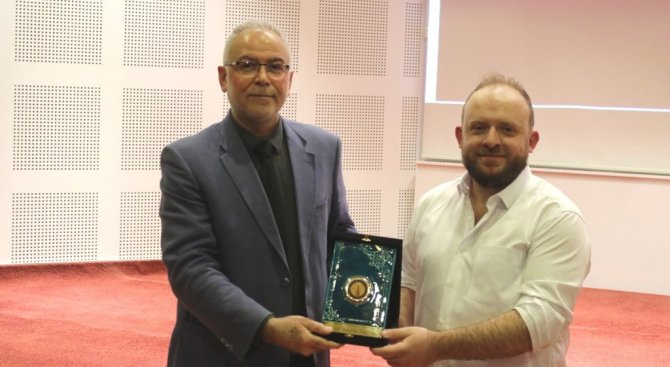 "Kütahya, Kent Tarihiyle, Kültür Ve Sanatıyla Zengin, Anadolu’nun Önemli Ve Kadim Bir Şehridir"