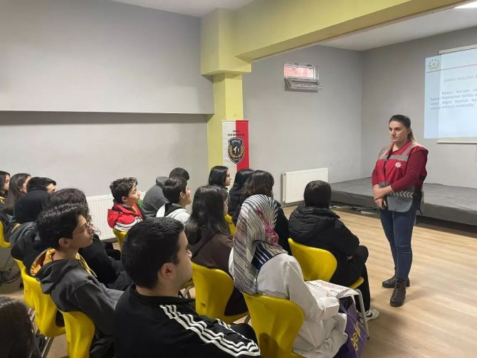 Öğrencilere Suçtan Korunma Yöntemleri Anlatıldı
