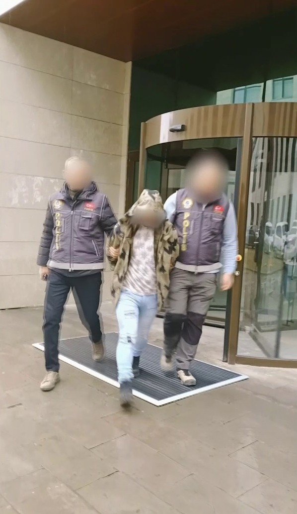Hapis Cezası Olan Hırsız Balkonda Yakalandı