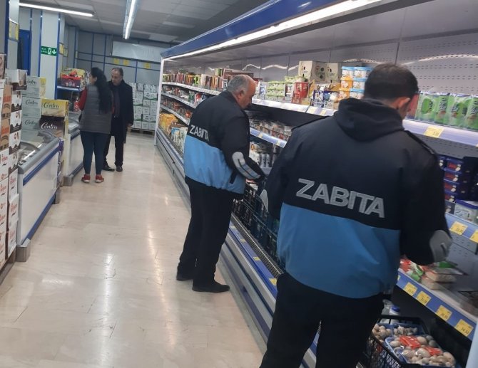 Hakkari’de Kasaplar Mercek Altına Alındı