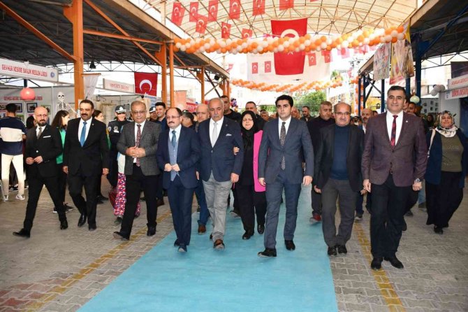 Dörtyol’da “8. İ̇lk Kurşun Kültür Sanat Ve Turunçgil Festivali” Başladı