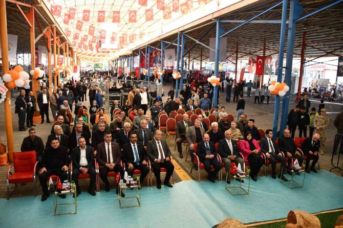 Dörtyol’da “8. İ̇lk Kurşun Kültür Sanat Ve Turunçgil Festivali” Başladı