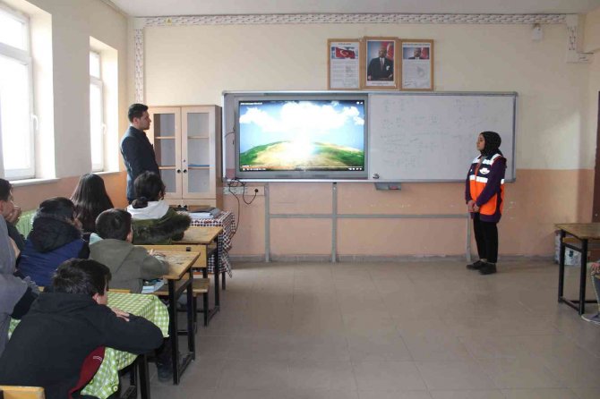 Iğdır’da Deprem Ve Tahliye Tatbikatı
