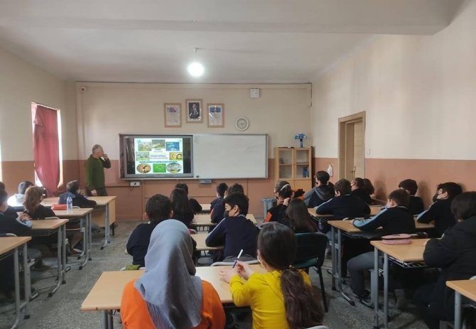Bin 640 Öğrenciye Biyoçeşitlilik Ve Doğa Eğitimi Verildi