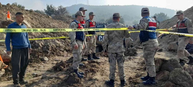 Kilis’te Su Kanalı Kazısında 2 İşçi Toprak Altında Kaldı