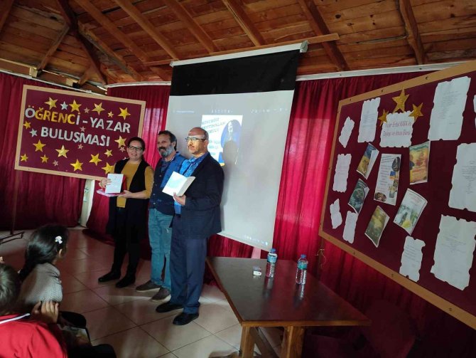 Köyceğiz’de Yazar Kara Öğrencilerle Buluştu