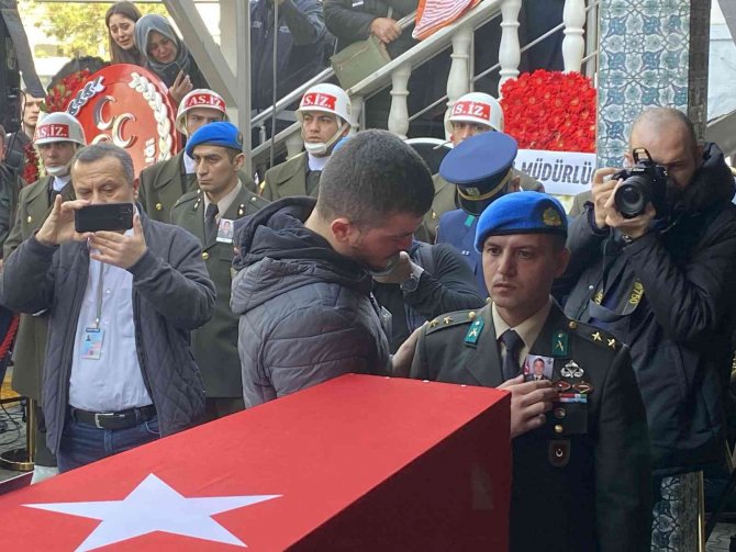 Bursalı Şehit Gözyaşları Eşliğinde Son Yolculuğuna Uğurlandı