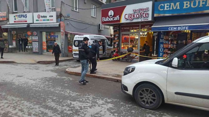 Bafra’da Bıçaklı Kavga: 1 Yaralı