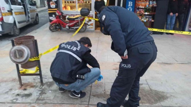 Bafra’da Bıçaklı Kavga: 1 Yaralı