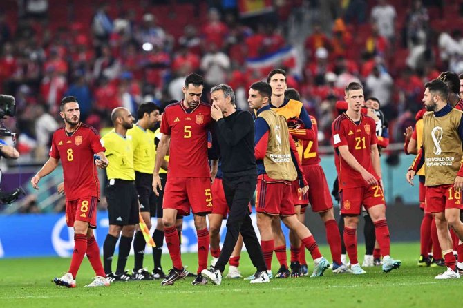 Sergio Busquets, İ̇spanya Milli Takımı’nı Bıraktığını Açıkladı