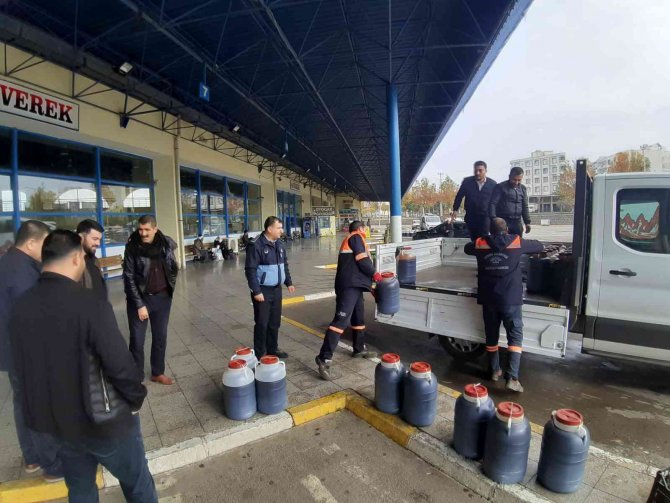 Siverek’te Kaçak Pekmez Operasyonu