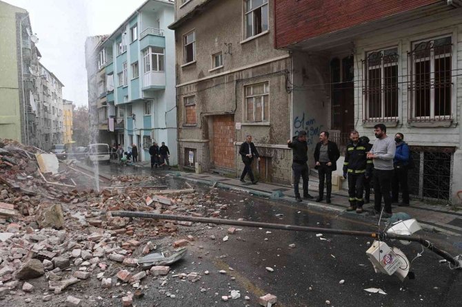 Metruk Yapılar Yıkılıyor