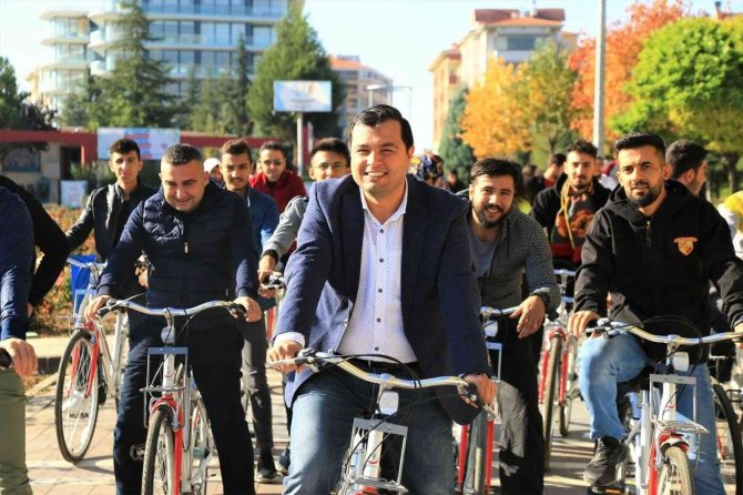 Başkan Çakın Uşak’ı Spor Üssüne Çevirdi