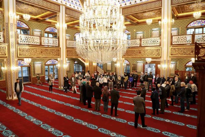 Başkan Çerçi Latin Amerikalı Heyeti Ağırladı