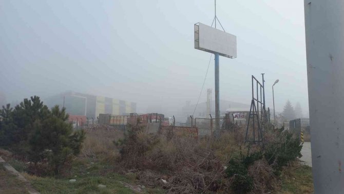 Afyonkarahisar Sisli Havaya Uyandı