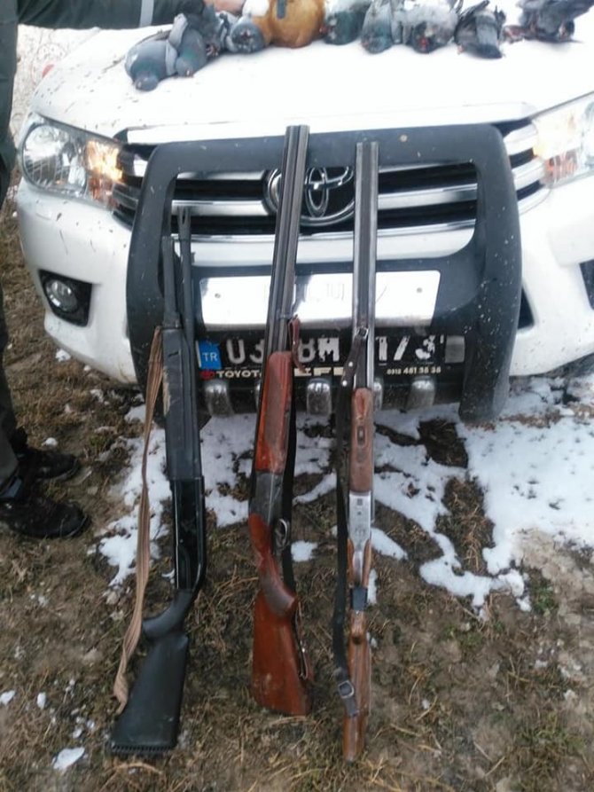 Kaçak Avcılar Suçüstü Yapıldı