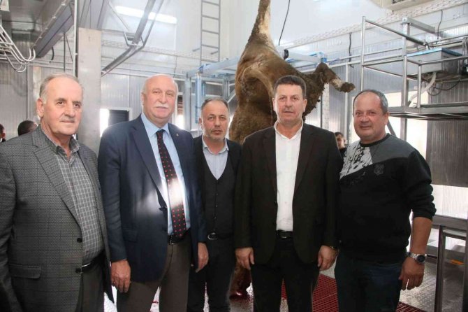 Mezbaha Ve Hayvan Borsası Projesi’nde İlk Kesim