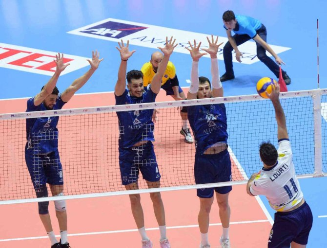 Axa Sigorta Efeler Ligi: Altekma: 0 - Fenerbahçe Hdı Sigorta: 3