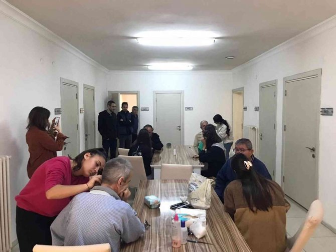 Ayvalık Belediyesi Yaşlı Bakımevi Ve Özel Çocuklar Eğitimevi’nde Anlamlı Bir Sosyal Sorumluluk Projesi