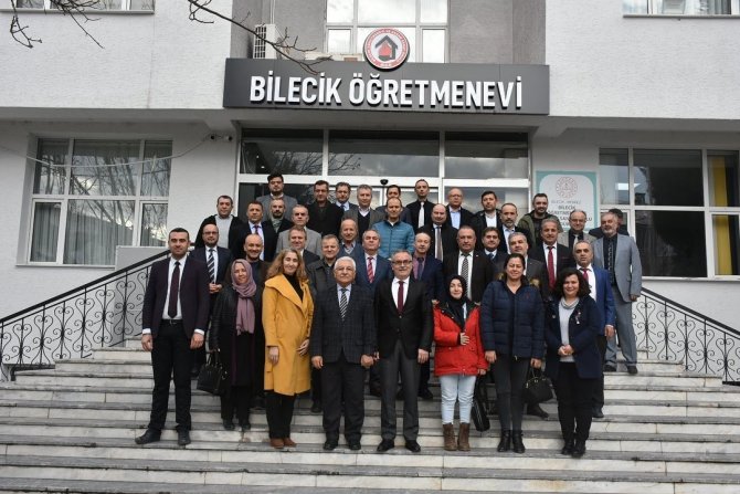 47 Yıl 3 Ay Görev Yaptı