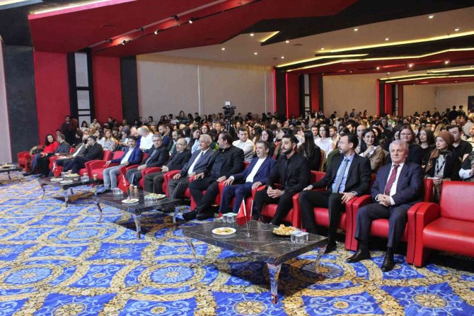 Katılımcılar, Sertifikalarını Ünlü Şef Mehmet Yalçınkaya’dan Aldı