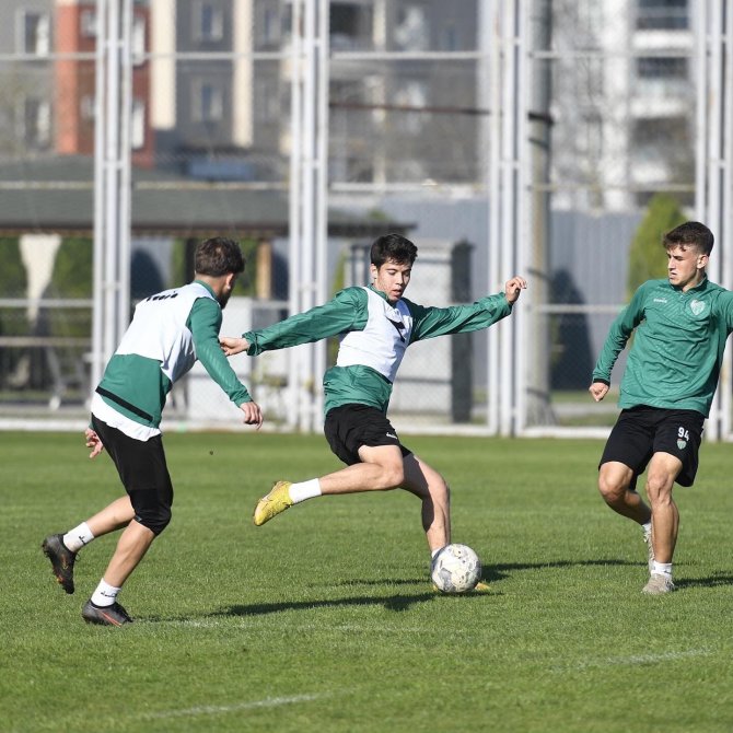 Bursaspor’da Nazilli Belediyespor Maçı Hazırlıkları Tamamlandı