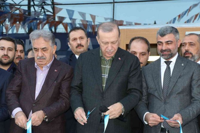 Cumhurbaşkanı Erdoğan, Mardin Ak Parti İ̇l Başkanlığı Binasını Hizmete Açtı