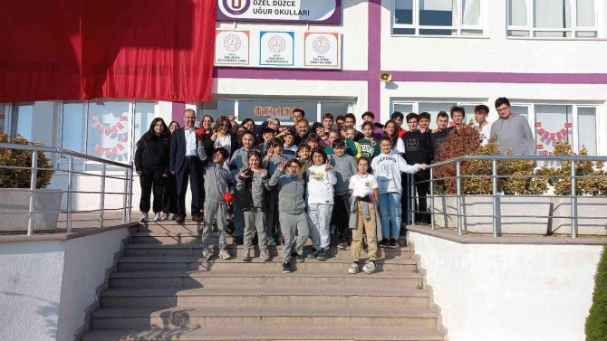 Öğrenciler Hem Eğlendi Hem Merak Ettiklerini Öğrendi