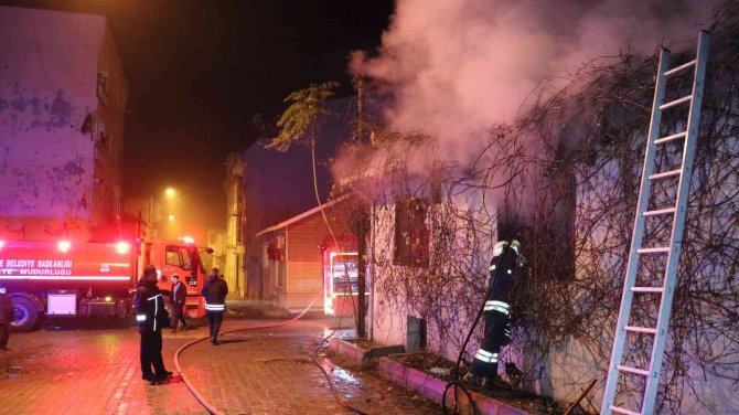 Edirne’de Tek Katlı Evde Yangın