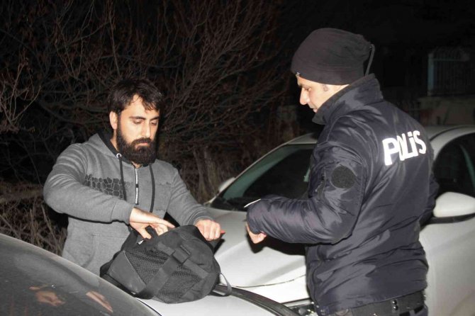 Elazığ’da Polisten ‘Dar Bölge’ Uygulaması