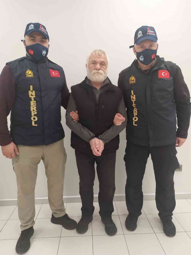 İ̇nterpol-europol: Hablemitoğlu Suikastı Sanıklarından Mustafa Levent Göktaş, Türkiye’ye Getirildi