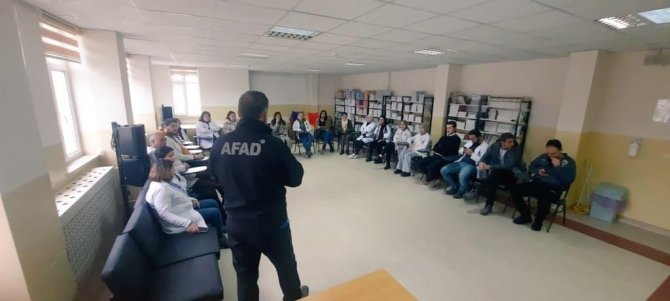 Afad Okullarda Eğitime Devam Ediyor
