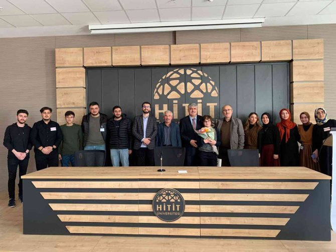 Prof. Dr. Güngör, Dijital Dünyanın Tehlikesine Dikkat Çekti