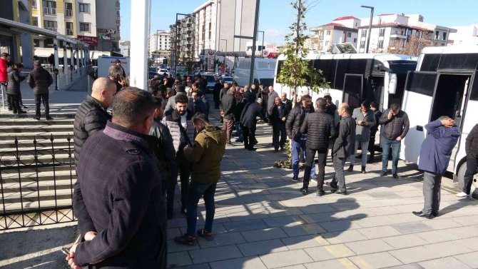 Ertelenen Van Tso Başkan Seçimleri, Yeniden Devam Ediyor